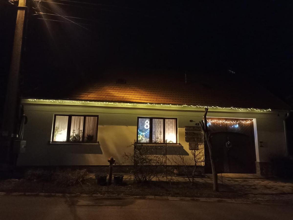 Ferienwohnung Bozsoki Piheno Exterior foto