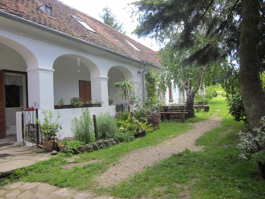 Ferienwohnung Bozsoki Piheno Exterior foto